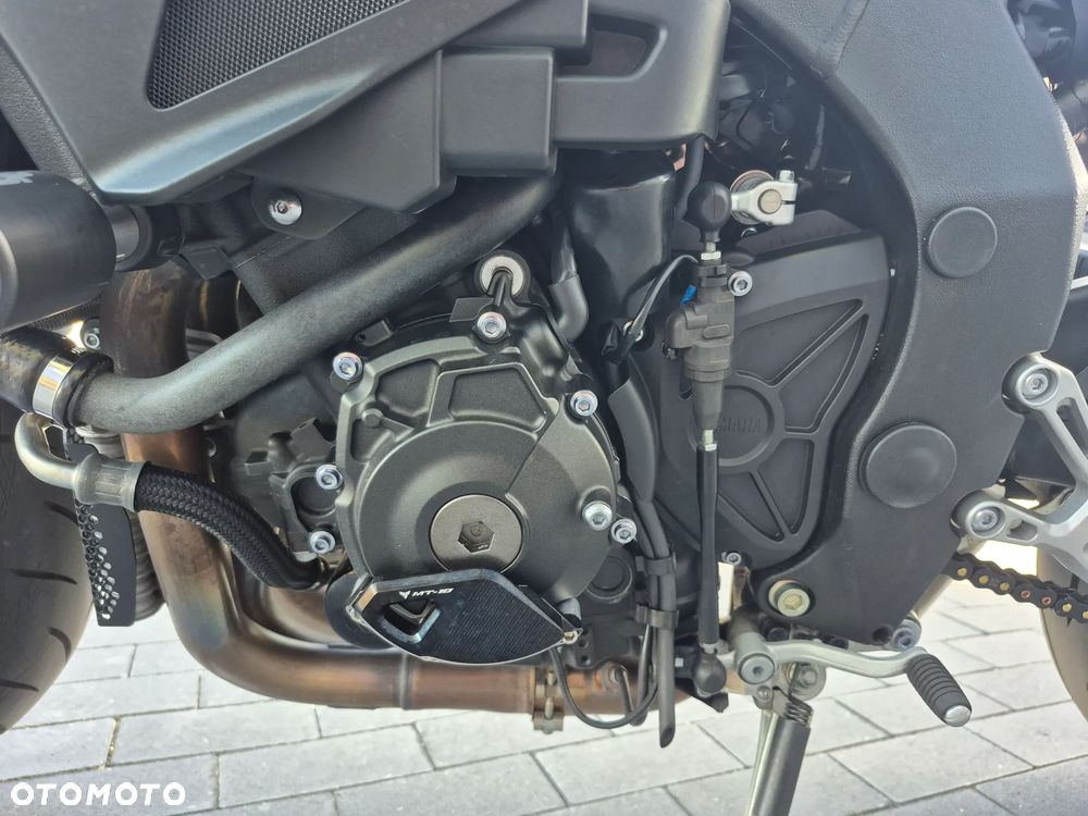 Yamaha MT - 19