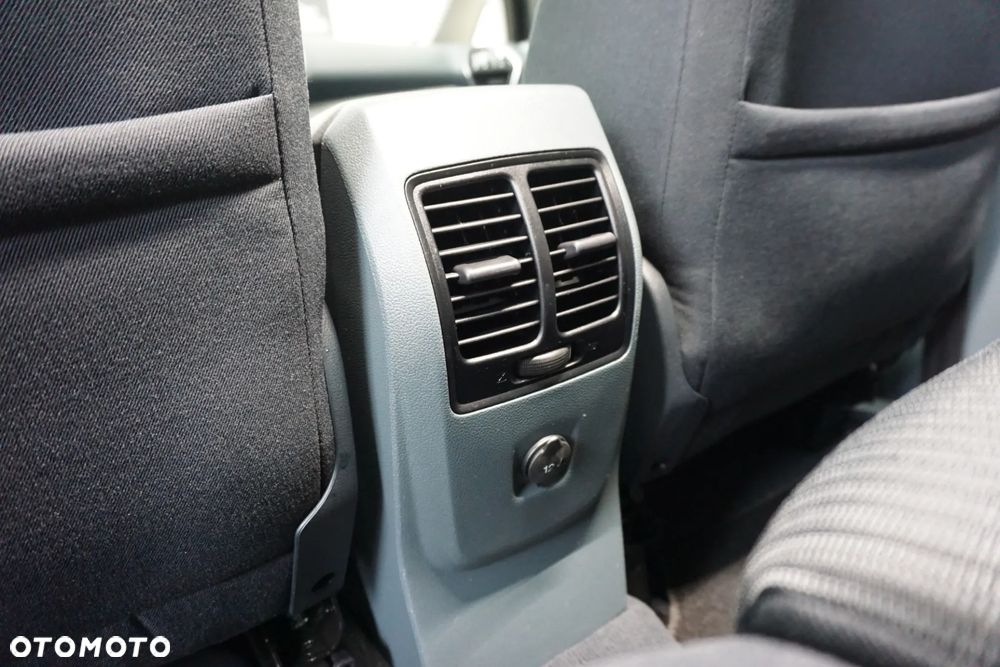 Ford C-MAX 1.6 FF Ambiente - 37