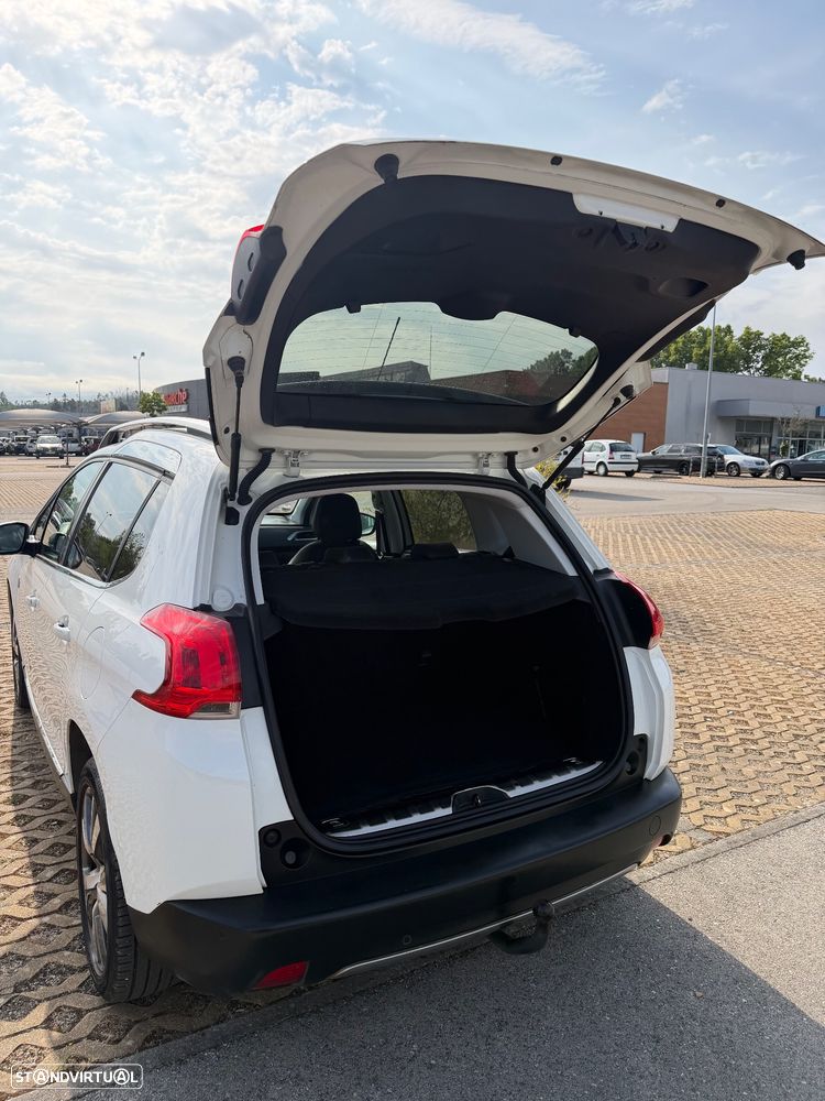 Peugeot 2008 1.2 PureTech Crossway - 16
