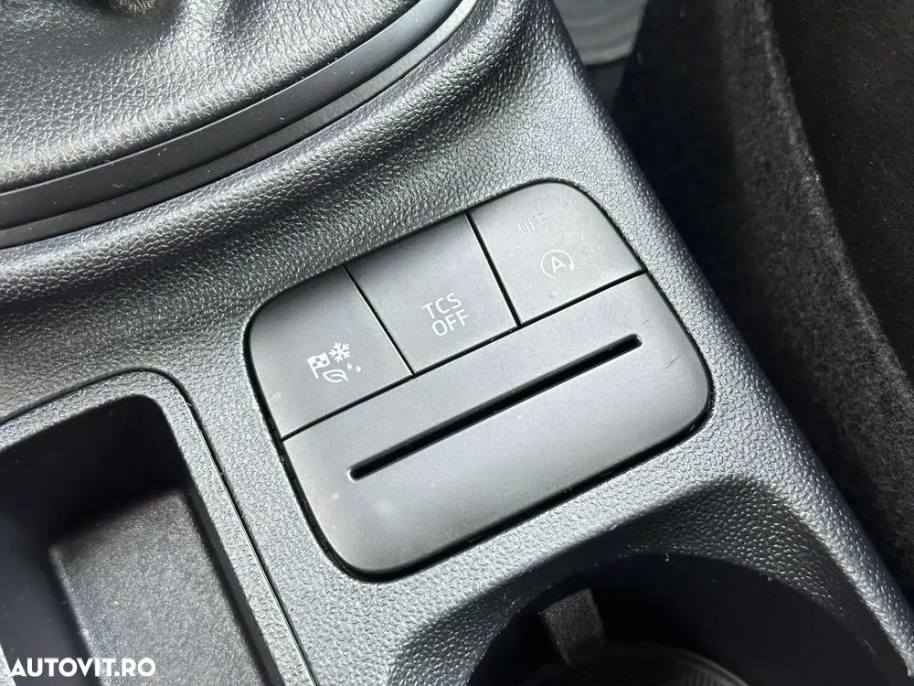 Ford Fiesta 1.1 Trend Connected - 23