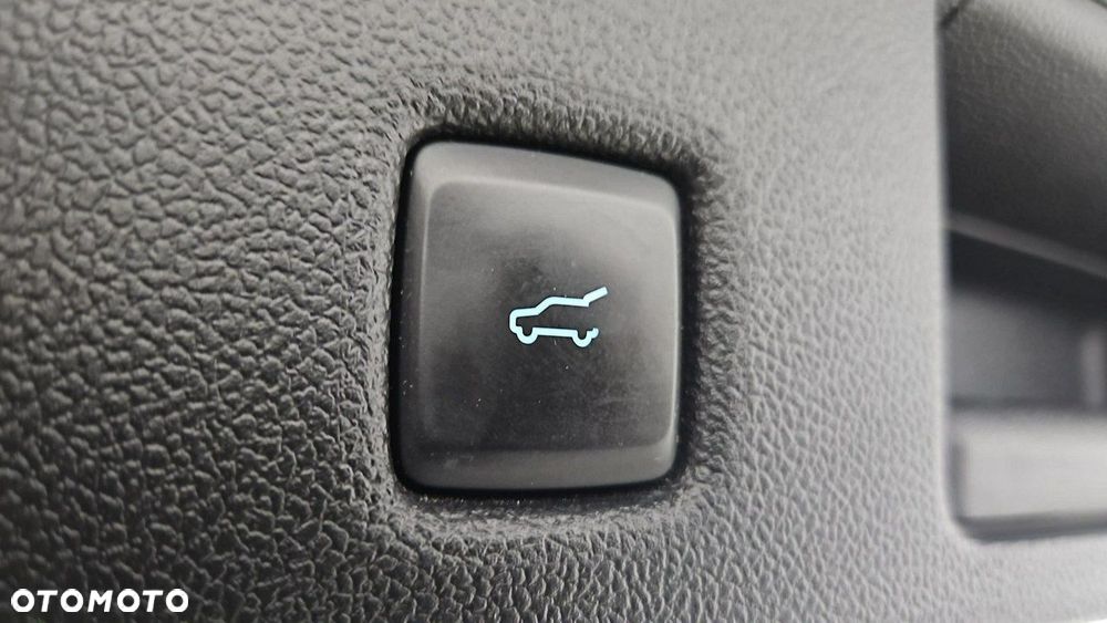 Ford Kuga 2.5 FHEV FWD ST-Line - 26