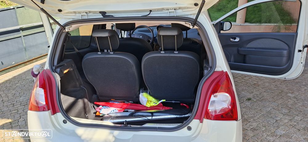 Renault Twingo 1.2 16V City - 10