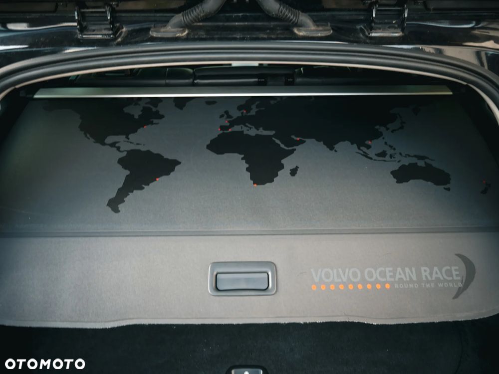 Volvo V60 D4 Ocean Race - 14