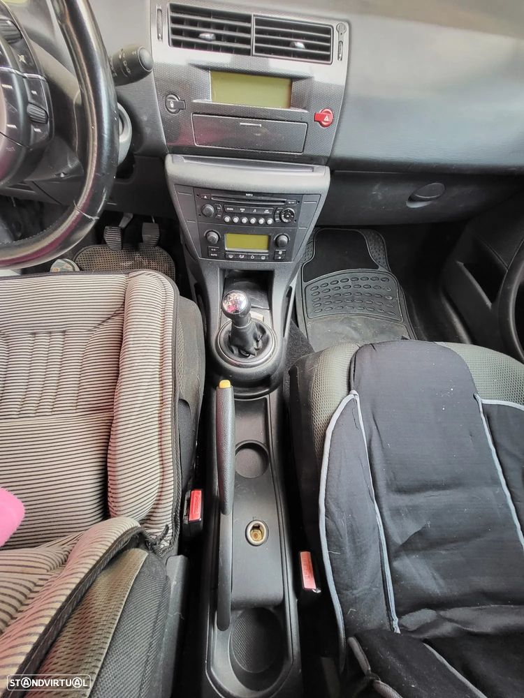 Citroën C4 1.6 HDi 110 VTR Pack - 6