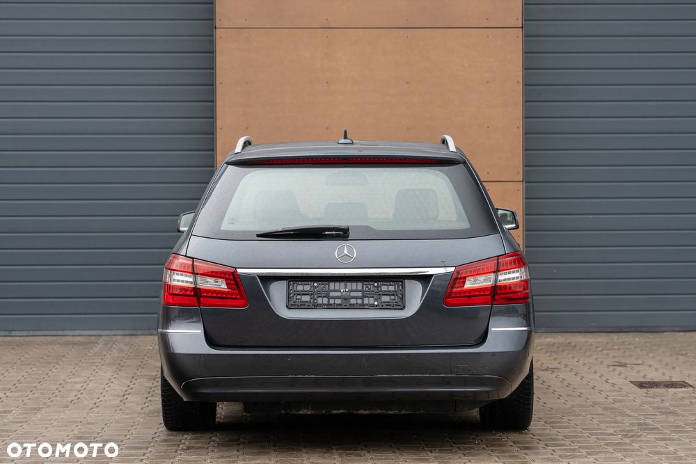 Mercedes-Benz Klasa E 220 CDI 7G-TRONIC Avantgarde - 3