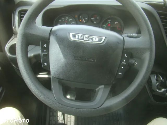 Iveco DAILY 35 C 15 MAXI BLIŹNIAKI 3.5T - 18