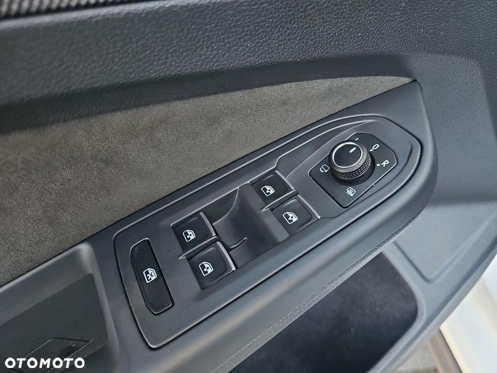 Volkswagen Golf - 15