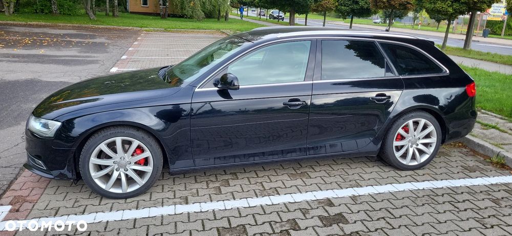 Audi A4 Avant 2012 photo 5