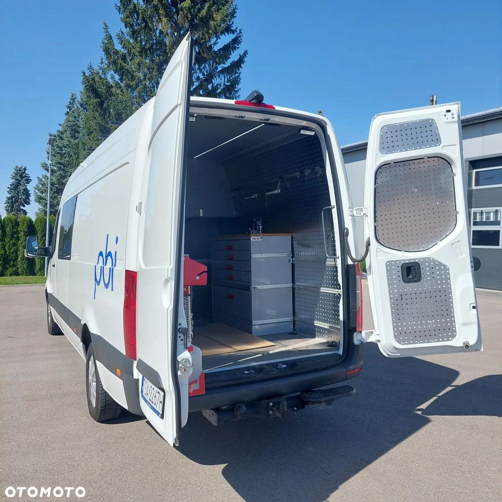 Mercedes-Benz Sprinter - 3