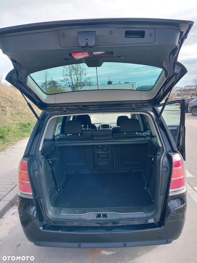 Opel Zafira 1.9 CDTI Edition - 9