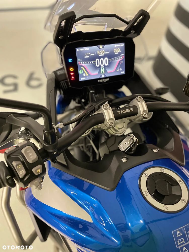 Triumph Tiger - 18