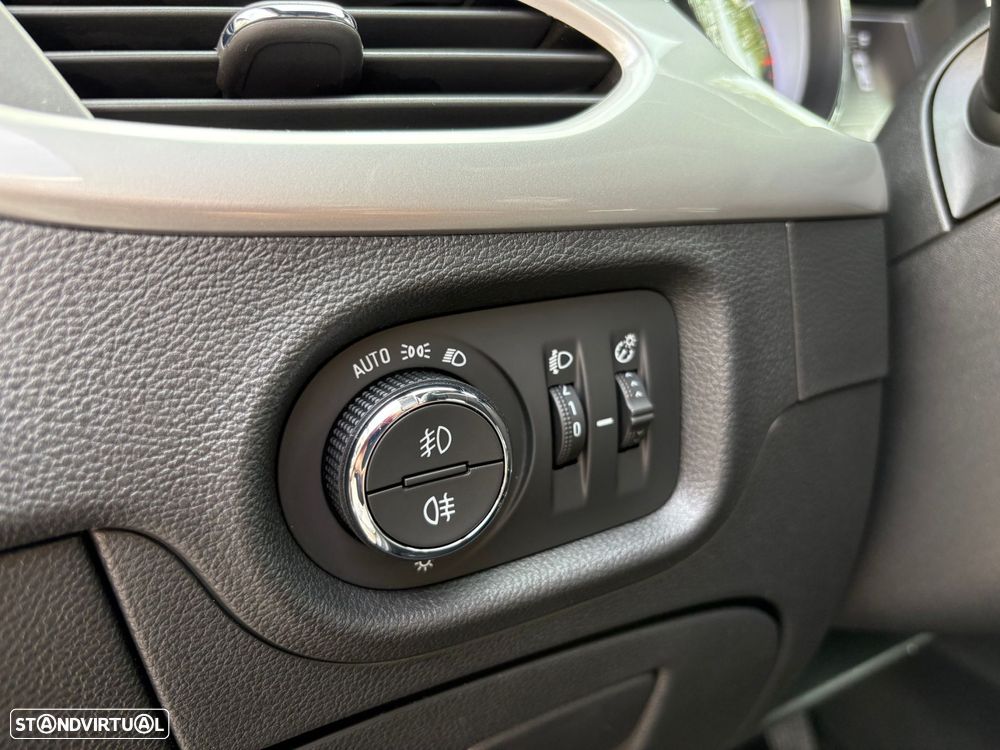 Opel Astra Sports Tourer 1.2 T GS Line S/S - 16