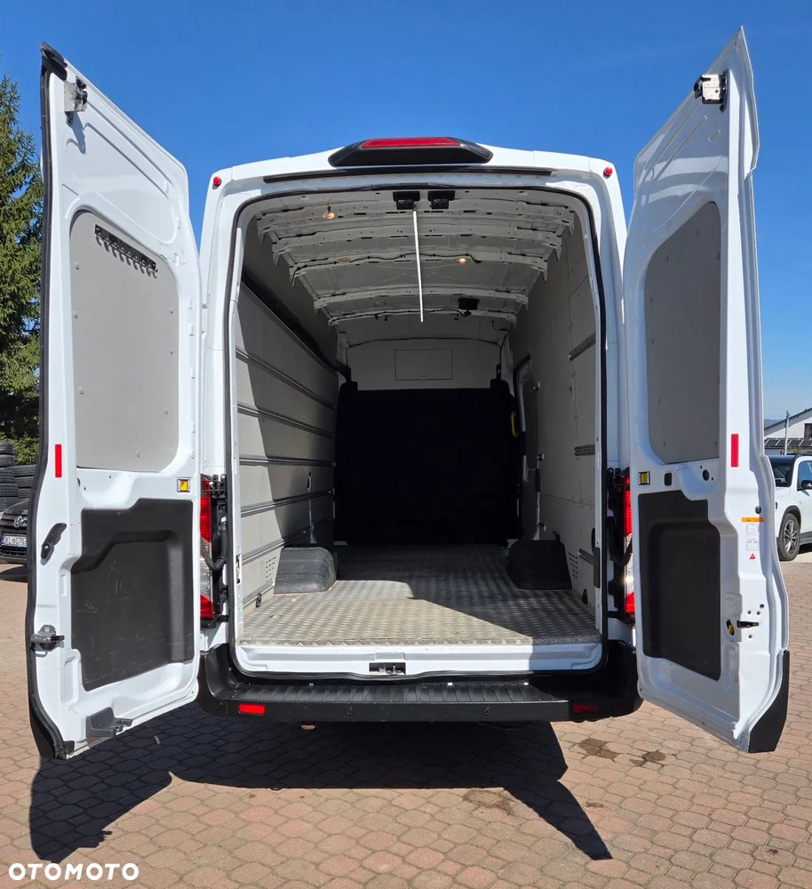Ford Transit - 9
