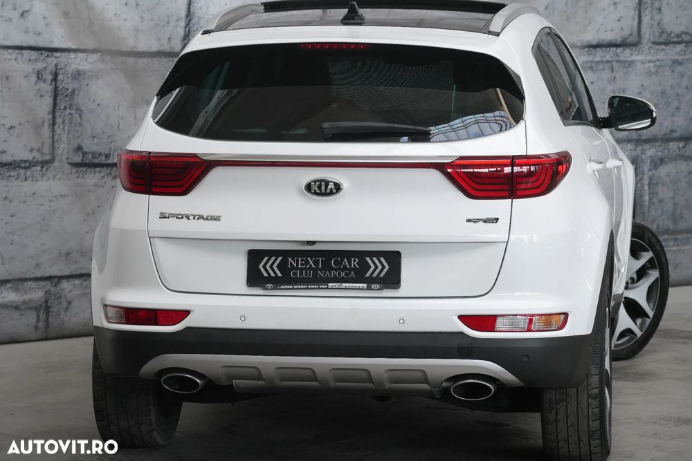 Kia Sportage 2,0 CRDI AWD Aut. GT Line - 3