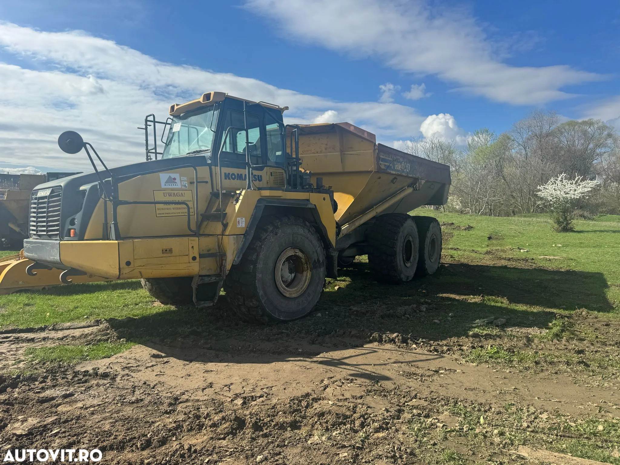 Komatsu HN 400  Dumper 6X6 - 3