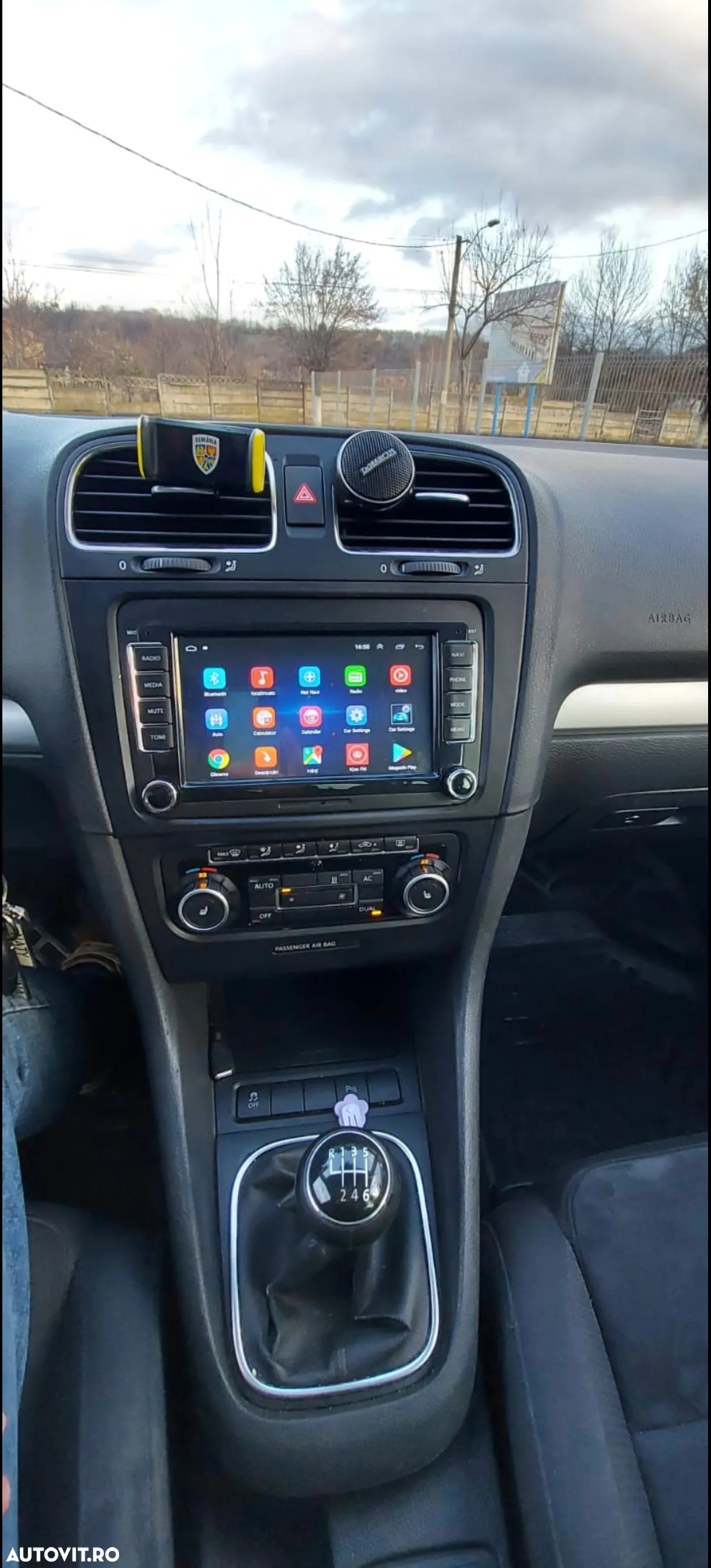 Volkswagen Golf 2.0 TDI Comfortline - 7