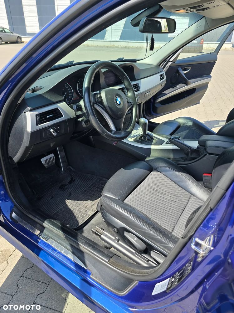 BMW Seria 3 320d xDrive DPF - 8