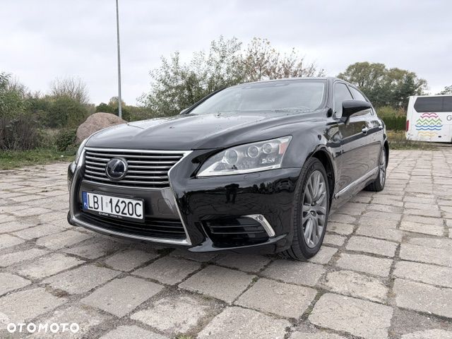 Lexus LS - 2