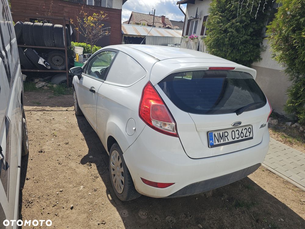 Ford Fiesta - 3