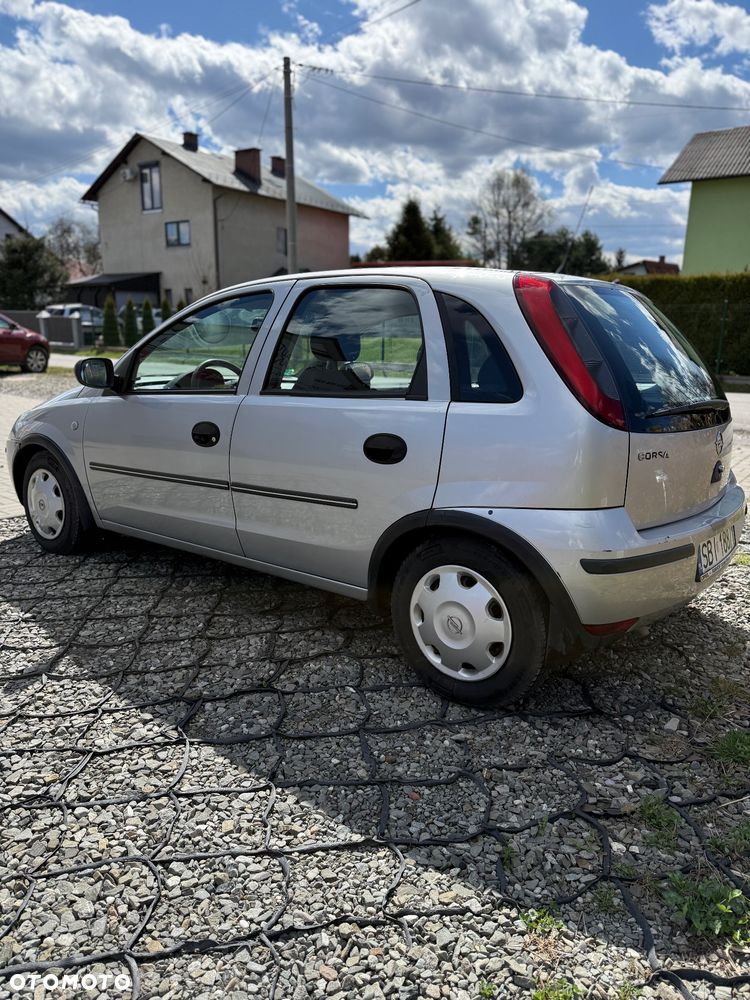 Opel Corsa 1.0 12V Cosmo - 4