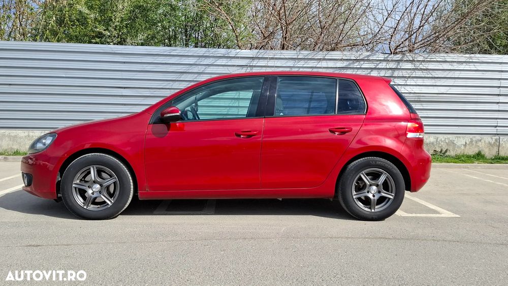 Volkswagen Golf 1.6 TDI DPF Comfortline - 2