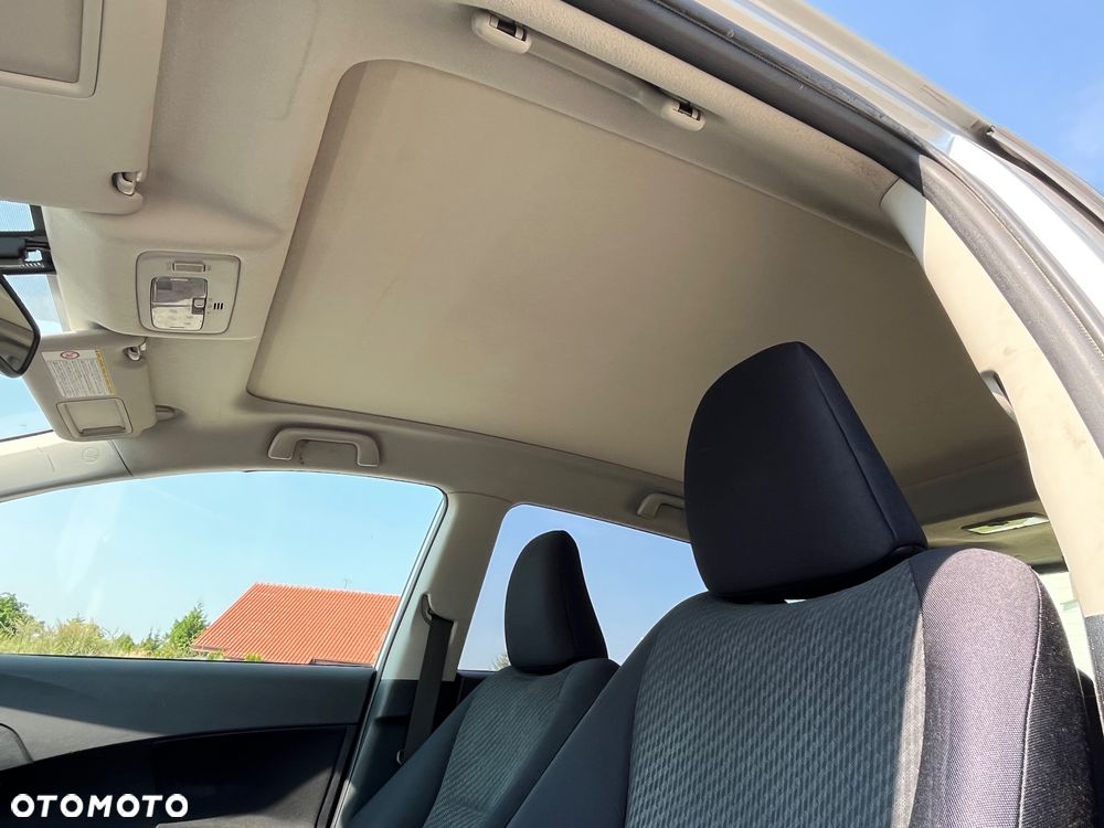 Toyota Verso S 1.4 D-4D - 12