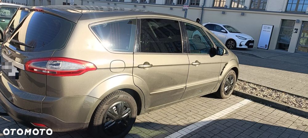 Ford S-Max - 1
