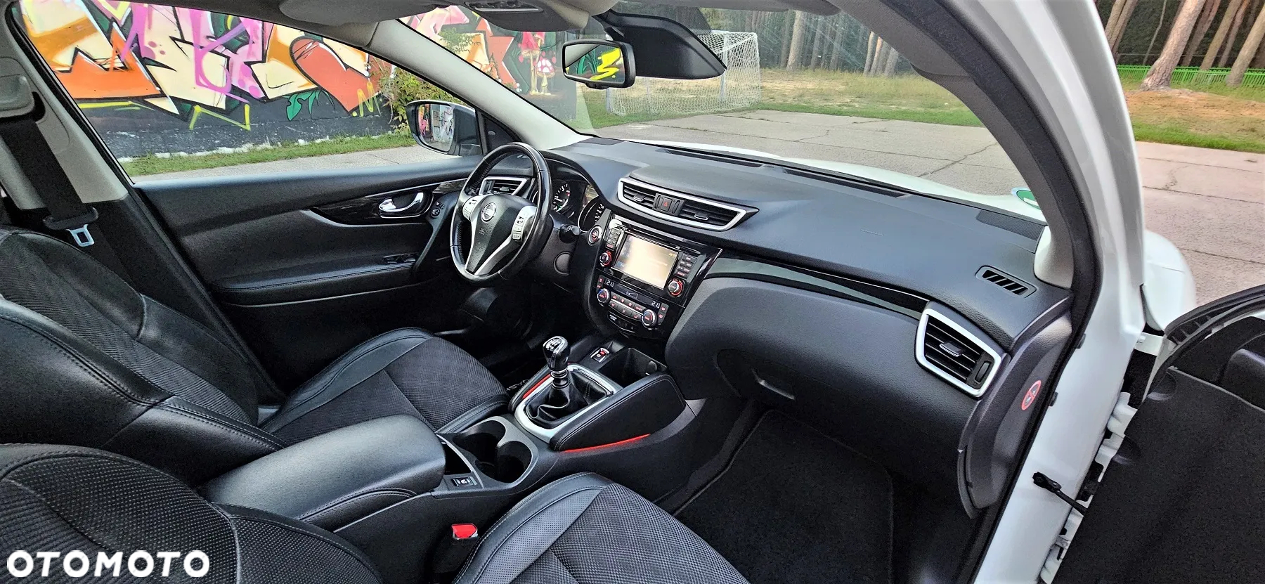 Nissan Qashqai 1.6 dCi 4x4 Tekna - 16