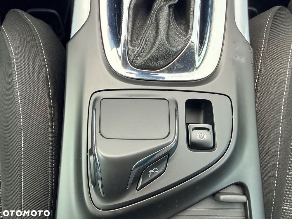 Opel Insignia 2.0 CDTI automatik Business Innovation - 31