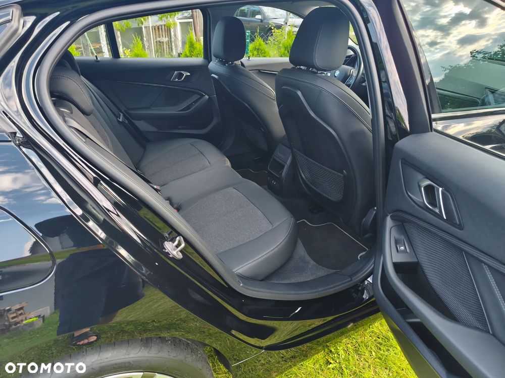 BMW Seria 1 120i Sport Line sport - 19