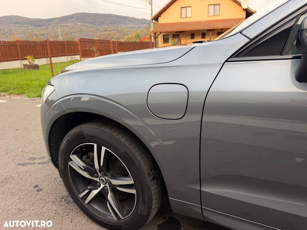 Volvo XC 60 Recharge T6 Twin Engine eAWD R-Design Expression - 11