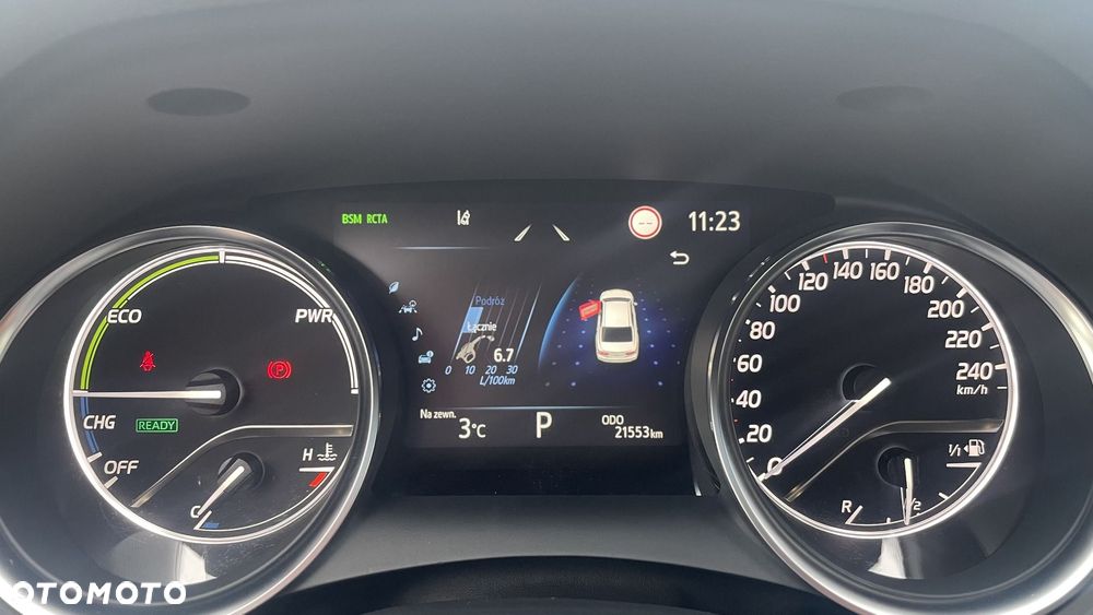 Toyota Camry 2.5 Hybrid Executive CVT - 11