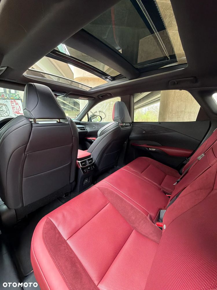 Lexus RX 500h F Sport - 31