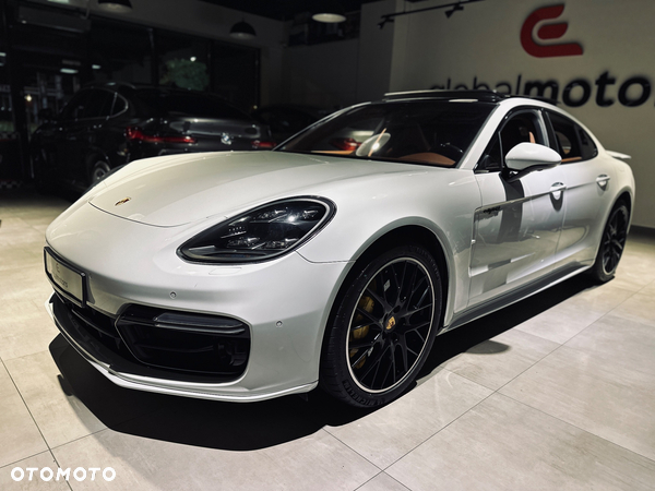 Porsche Panamera Turbo