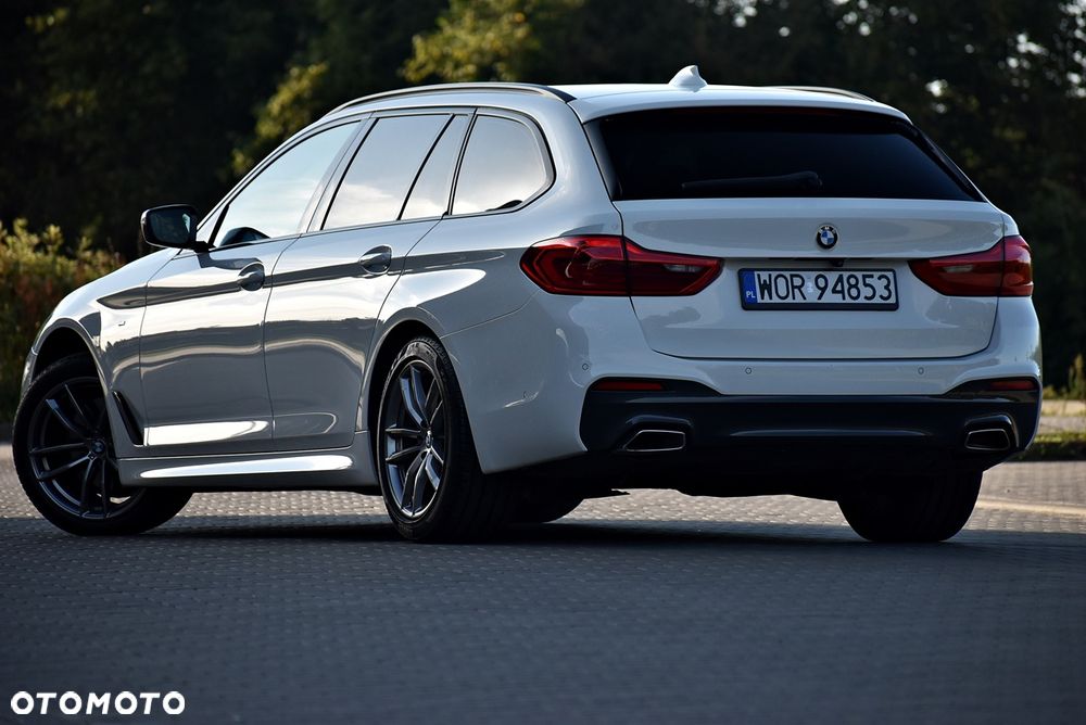 BMW Seria 5 520d M Sport Edition - 6