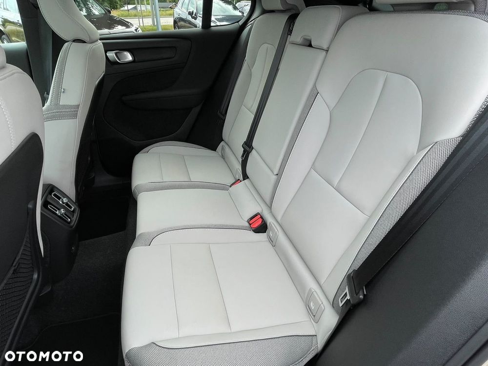 Volvo C40 - 23