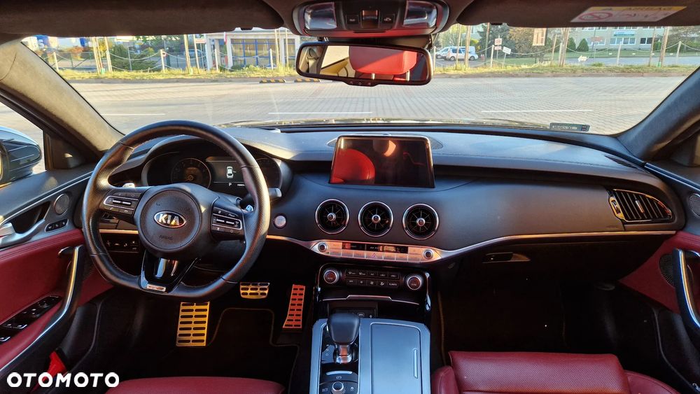Kia Stinger 2.0 T-GDI GT Line - 14