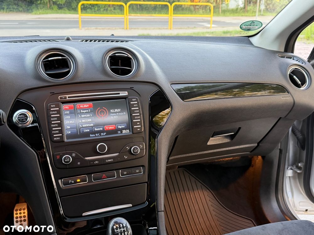 Ford Mondeo 2.0 TDCi Titanium S - 12