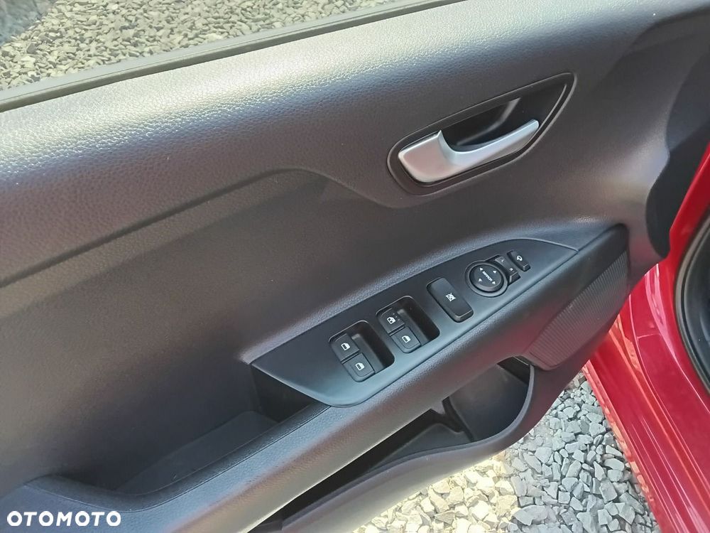 Kia Rio - 21
