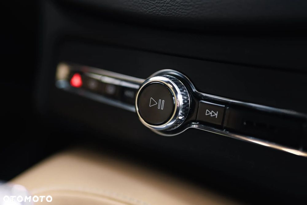 Volvo XC 90 B6 B AWD Inscription - 31