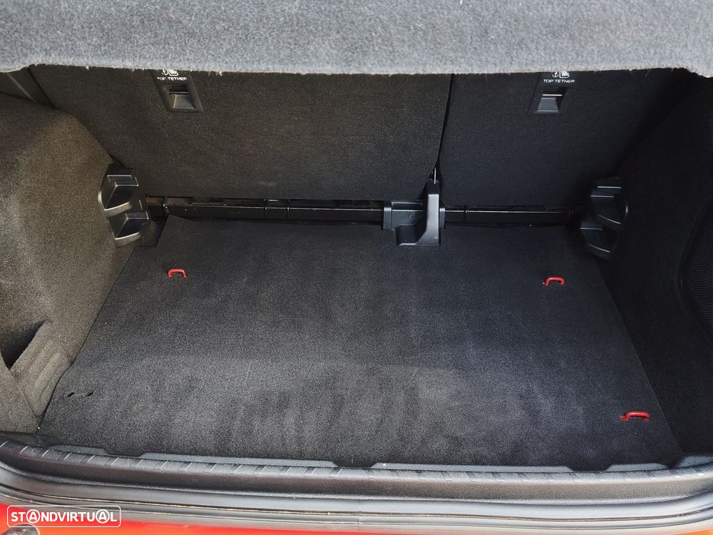 Ford EcoSport 1.0 EcoBoost ST-Line Black Edition - 35