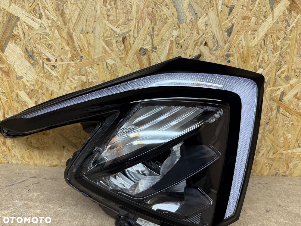 LAMPA PRAWA KIA SPORTAGE V 2022- FULL LED 92102-R2000 - 22