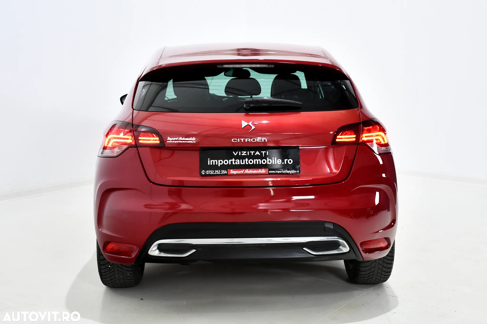 Citroën DS4 e-HDi 110 EGS6 SoChic - 11