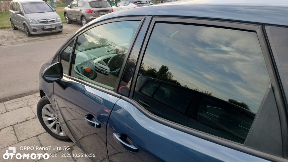 Opel Meriva - 10