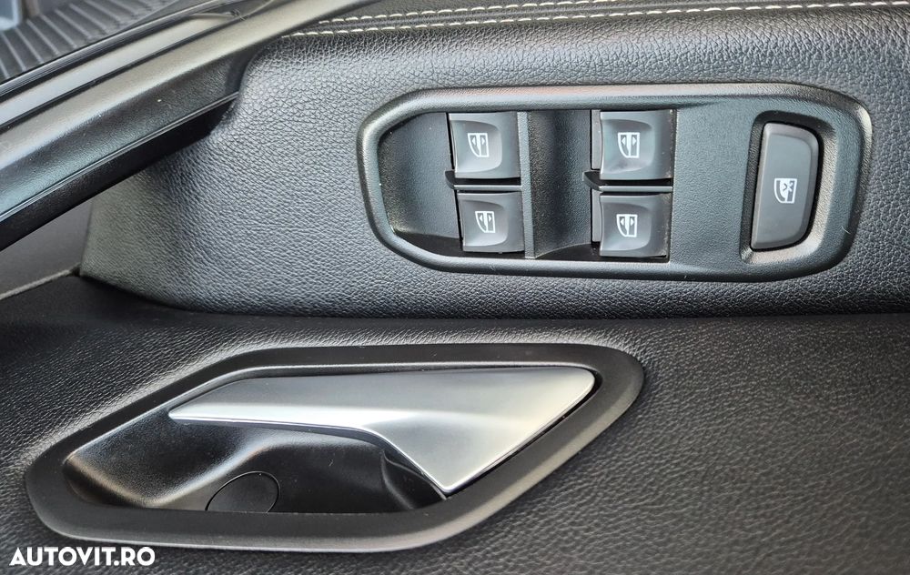 Dacia Duster Blue dCi 115 2WD Celebration - 13