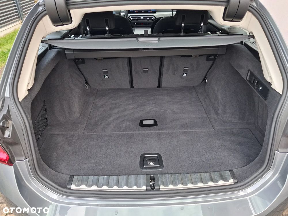 BMW Seria 3 318i Business Edition - 15