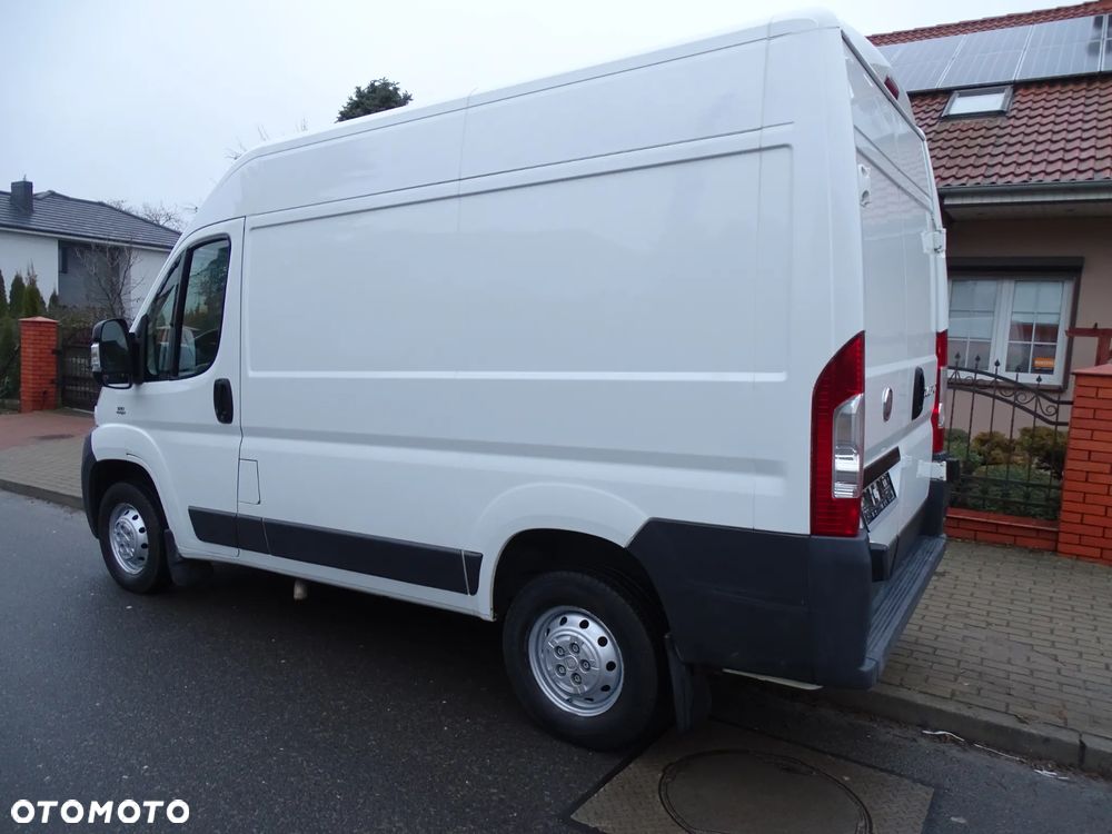 Fiat DUCATO 2 ,3 JTD 120 MULTI JET ,L1 H2 ,KLIMATYZACJA ,PAKA DŁUGA 2,60 METRA. WYSOKI 1,95 METRA. - 4