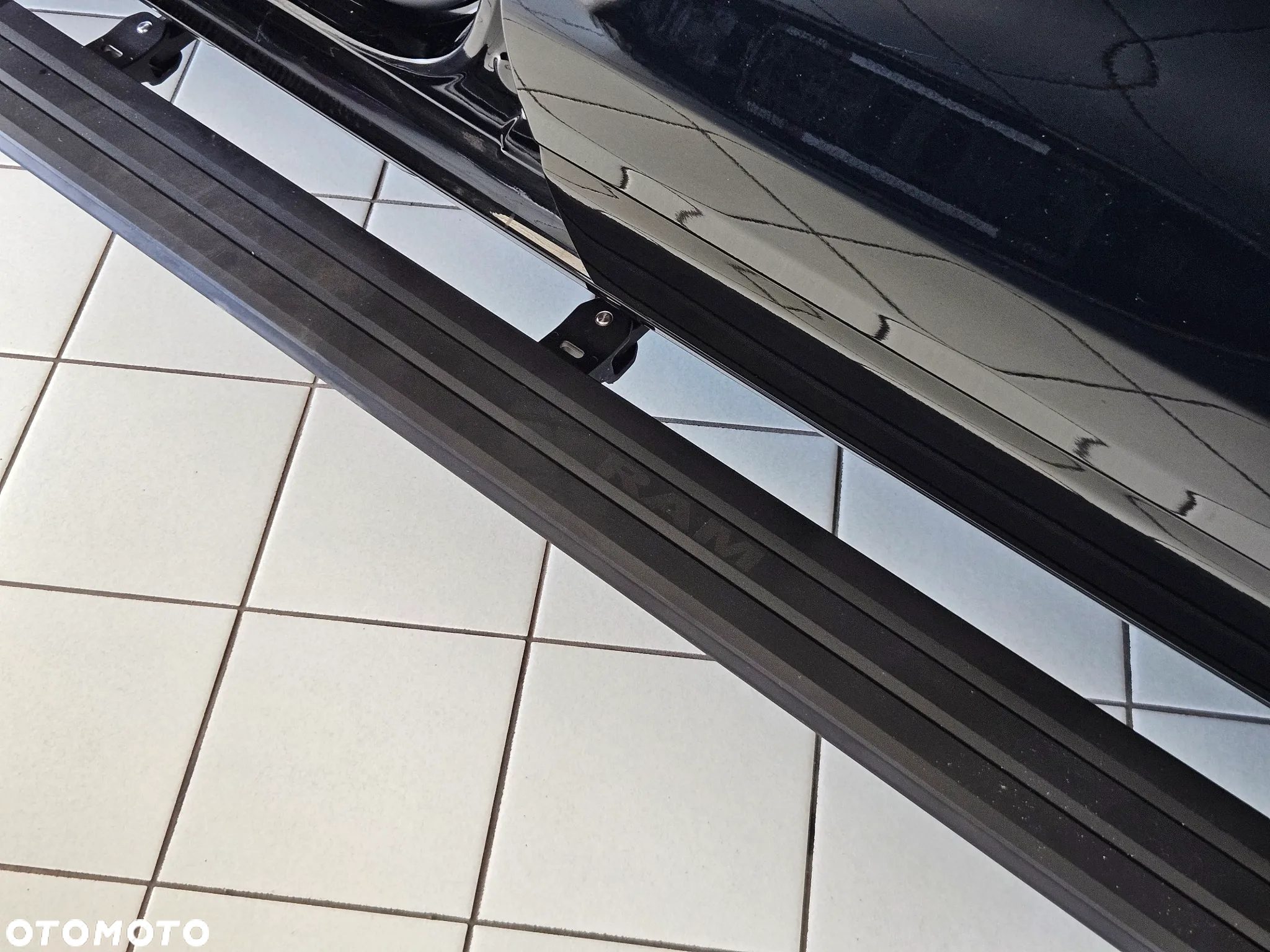 RAM 1500 5.7 Crew Cab Laramie - 11