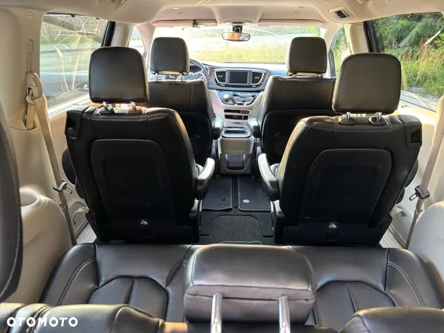 Chrysler Voyager - 9