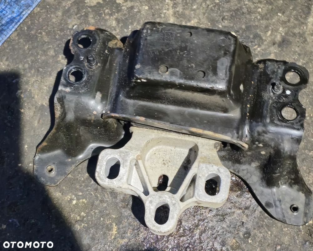 ŁAPA PODUSZKA SILNIKA SKRZYNI VW AUDI 5Q0199555AD - 1